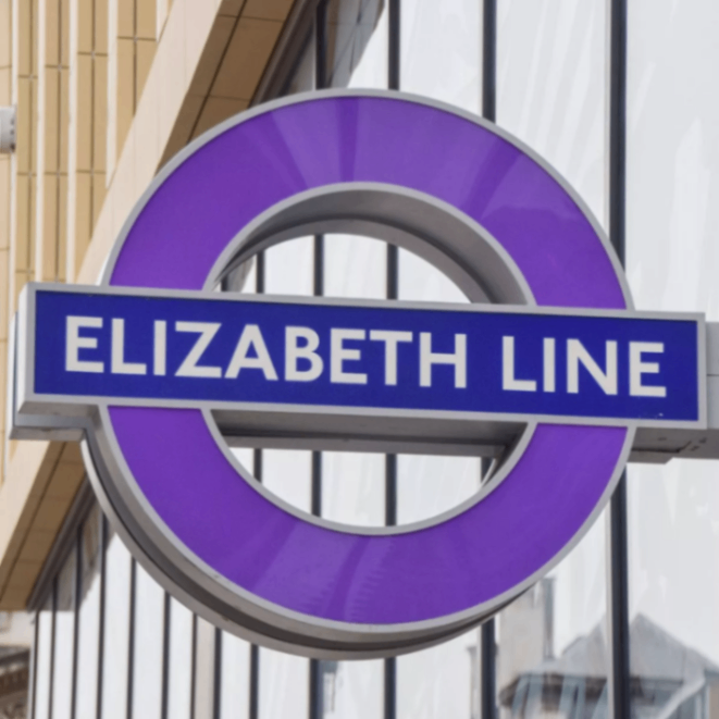 تنقل إليزابيث لاين 600 ألف راكب يوميًا