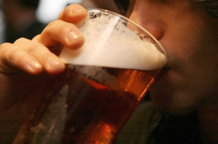 افزایش مالیات بر نوشیدنی‌های الکلی