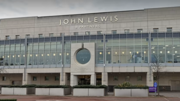 سرقة مخزن متجر john Lewis  على مر السنين