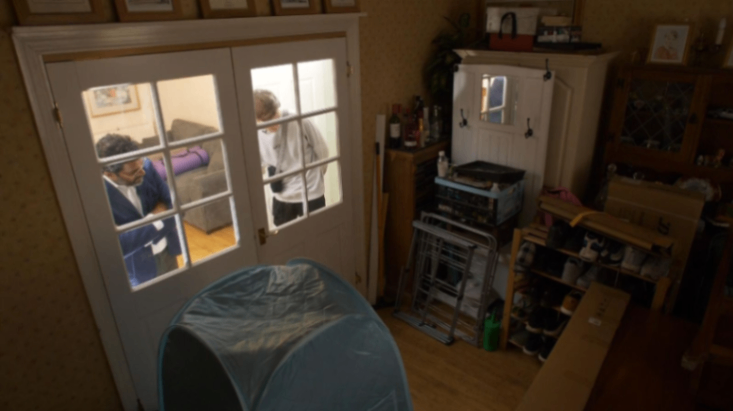 تسببت لدغة القراد في حساسية قاتلة ، تاركة كريستوفر ، 28 عامًا ، في المنزل