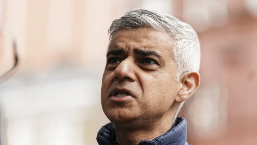 نصح عمدة لندن بعدم الذهاب إلى شارع أكسفورد