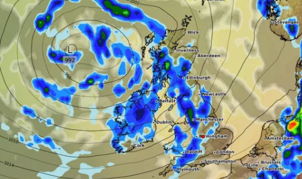  گرمای تابستان انگلستان با رگبارهای شدید همراه می شود