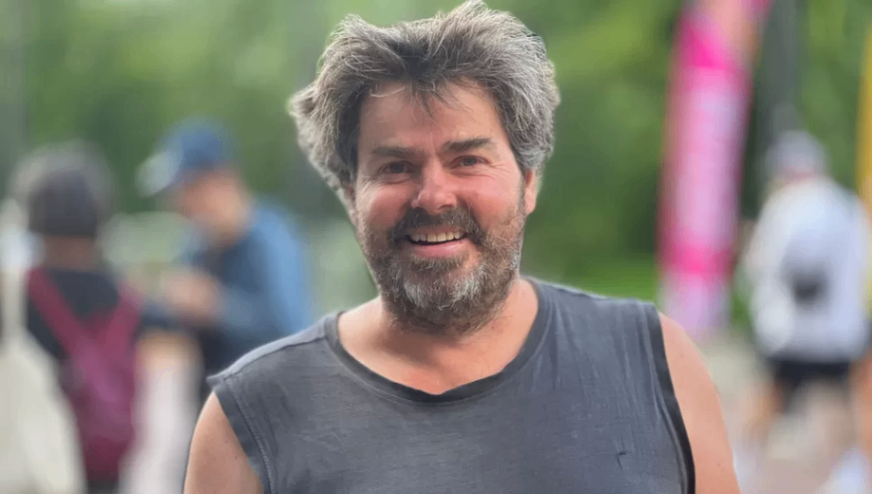 مبنى كبير من الورق المقوى في وسط مدينة نيوكاسل