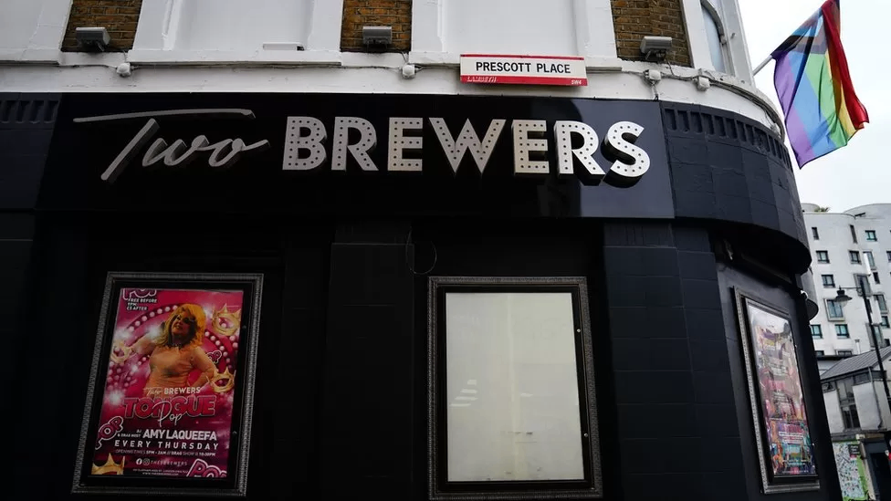 الاعتداء على مثليين في  Clapham High Street 