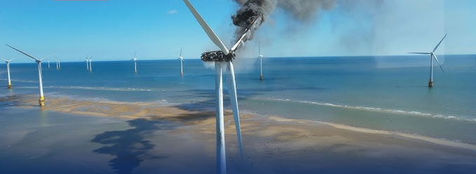 اشتعلت النيران في توربينات الرياح بالقرب من سوفولك