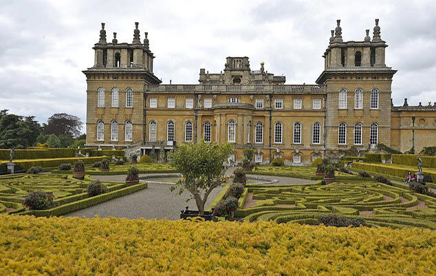  التحقيق في سرقة مراحيض ذهبية بقيمة 5 ملايين جنيه إسترليني في قصر بلينهايم