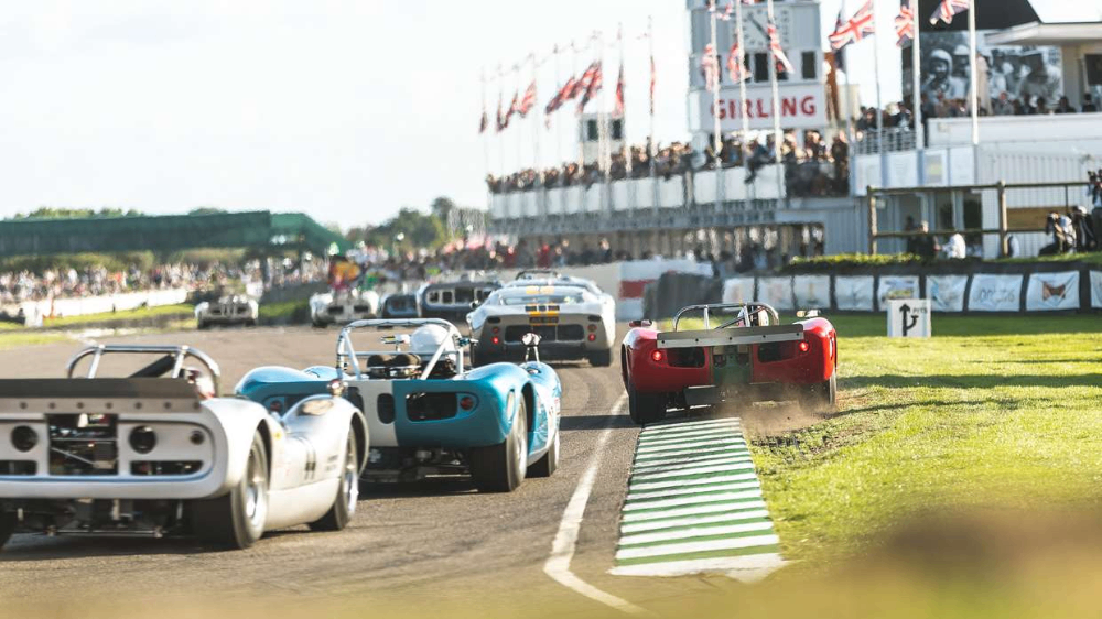 رحلة مذهلة من لندن إلى تشيتشيستر لحضور مهرجان Goodwood Revival