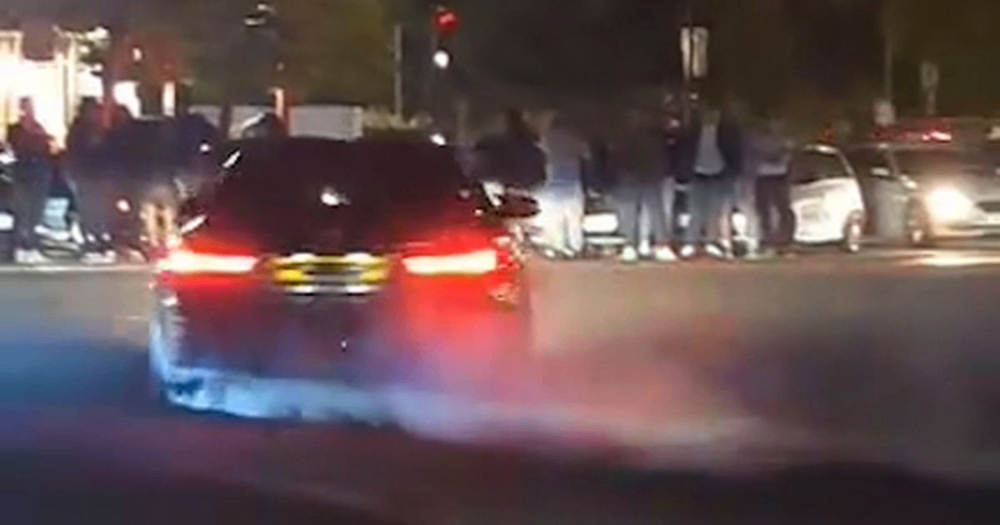 لقد سئم سكان شمال لندن من صوت  السيارات المزعج ولا ينامون