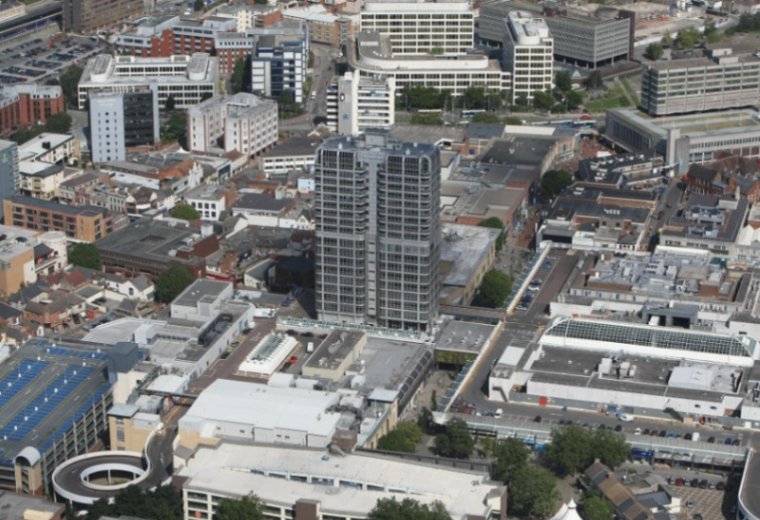 برج  DMJ؛؛ رمز لسلامة اللاجئين في سويندون