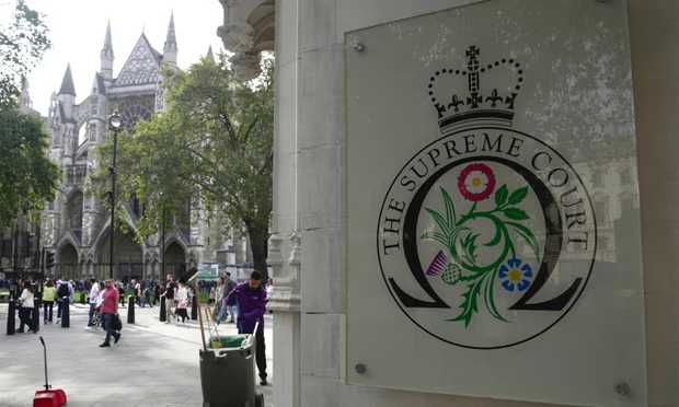 معركة قانونية حول خطة الترحيل البريطانية إلى رواندا تتجه إلى المحكمة العليا