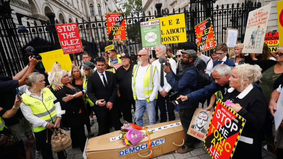 مخالفت با طرح ULEZ: چرا برخی از مردم با آن مخالفت می‌کنند؟