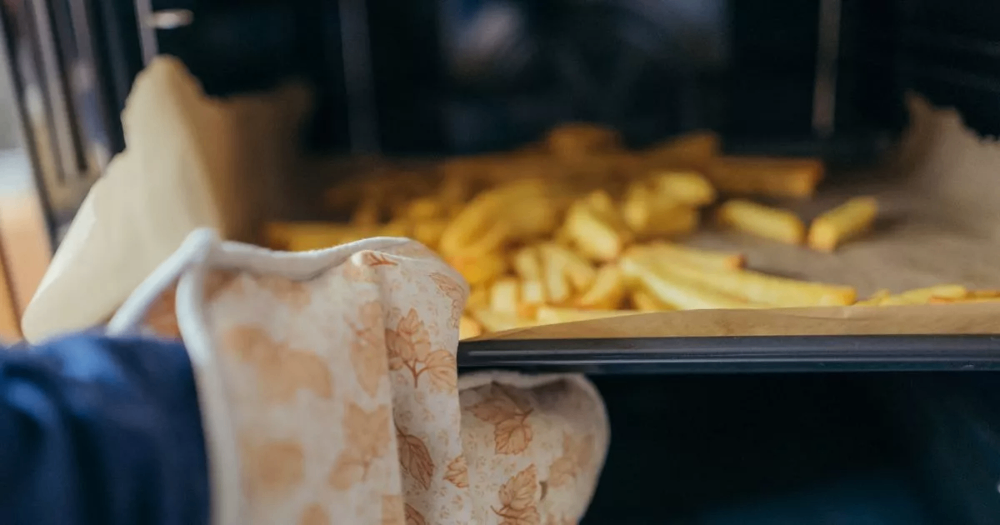 ارتفع سعر البطاطس المقلية بنسبة تصل إلى 75% في أكبر محلات السوبر ماركت في المملكة المتحدة