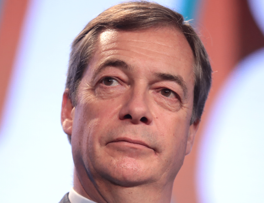 قبول لاجئي غزة: موقف نايجل فاراج