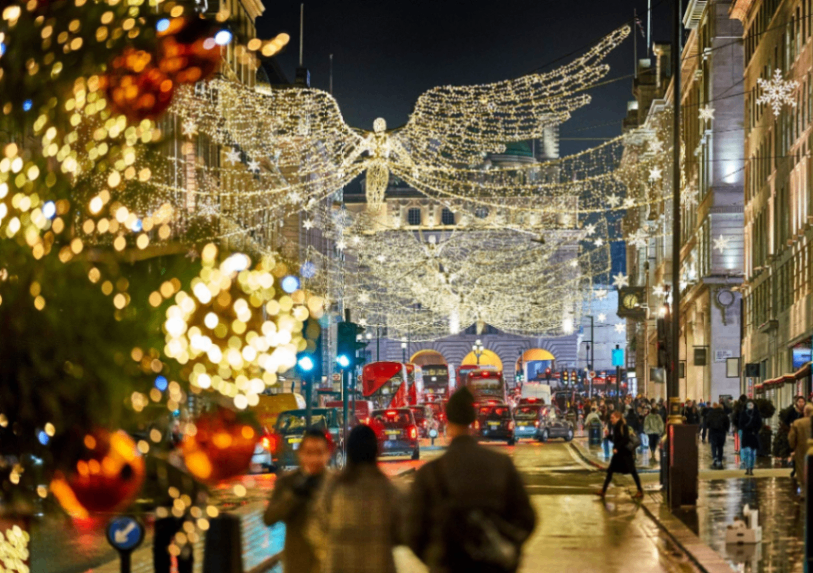 زیباترین شهر کریسمس جهان معرفی شد و آن در بریتانیاست