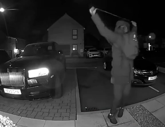 سرقت خودرو در لندن با تکنولوژی روز