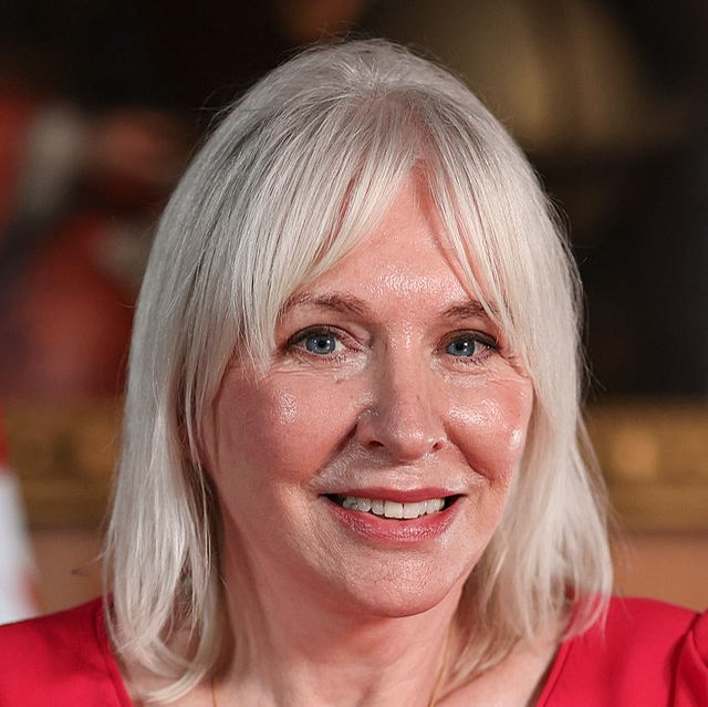 افزایش بی‌سابقه جمعیت مهاجران و چالش‌های پیش روی زیرساخت‌های انگلستان