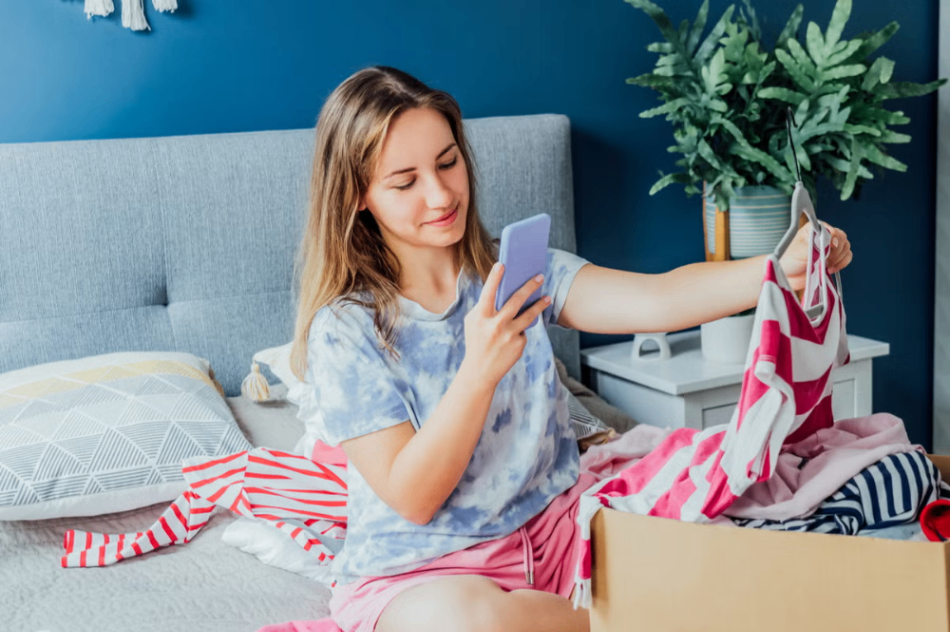 اجرای 'مالیات جانبی' برای فروشندگان آنلاین توسط HMRC