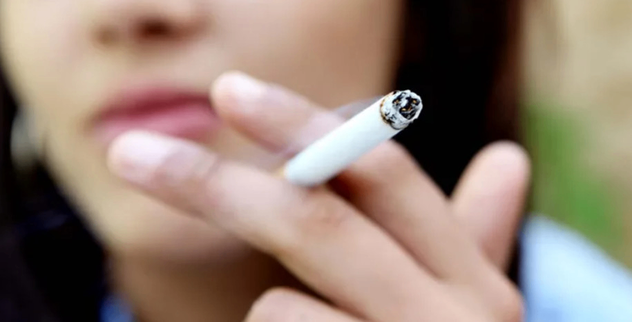 وزیر بهداشت: آزادی در اعتیاد وجود ندارد