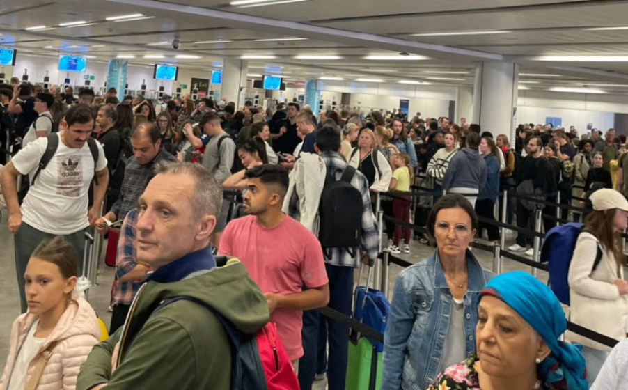 قطع جریان کار گیت‌های الکترونیکی نیروی مرزی در فرودگاه‌های هیترو و گتویک